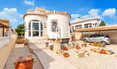 Villa - Resale - Orihuela Costa - La Florida