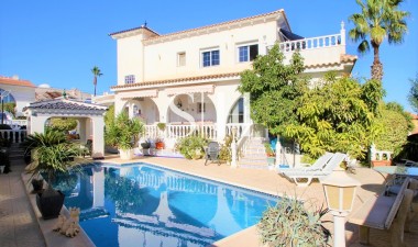 Villa - Resale - Orihuela Costa - Villamartín