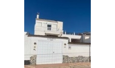 Villa - Resale - San Luis - Inland