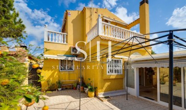 Villa - Resale - Torrevieja - aguas nuevas