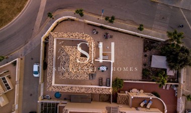 Villa - Resale - Torrevieja - La Siesta - El Salado - Torreta