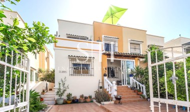 Villa - Resale - Torrevieja - Res Valle de los pinos