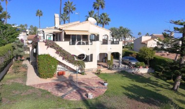 Villa - Resale - Villamartín - Villamartín