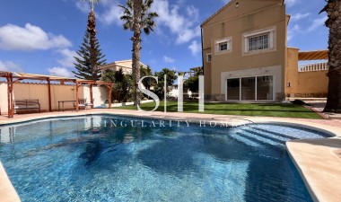 Villa - Reventa - La Zenia - Costa Blanca