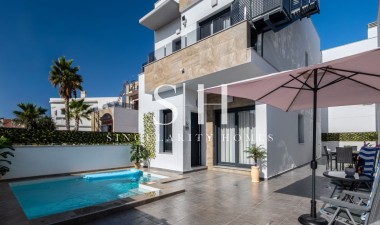 Villa - Reventa - Torrevieja - Costa Blanca