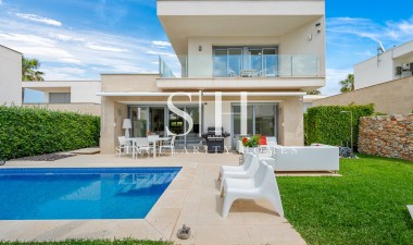 Villa - Wiederverkauf - Orihuela Costa - Costa Blanca