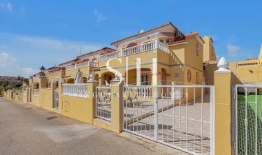 Villa - Wiederverkauf - Orihuela Costa - Costa Blanca