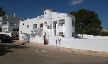 Villa - Wiederverkauf - Orihuela Costa - Costa Blanca