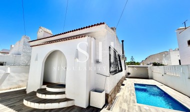 Villa - Wiederverkauf - Orihuela Costa - Costa Blanca