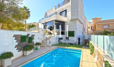 Villa - Wiederverkauf - Orihuela Costa - Villamartín