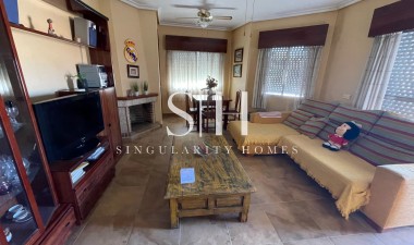 Villa - Wiederverkauf - San Miguel de Salinas - 98807