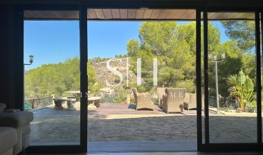 Villa - Wiederverkauf - San Miguel de Salinas - Inland
