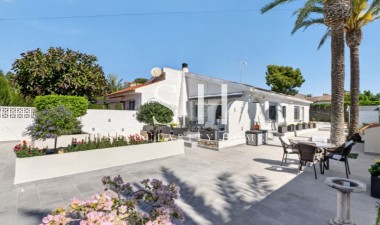 Villa - Wiederverkauf - Torrevieja - Costa Blanca