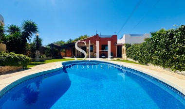 Villa - Wiederverkauf - Torrevieja - SH363