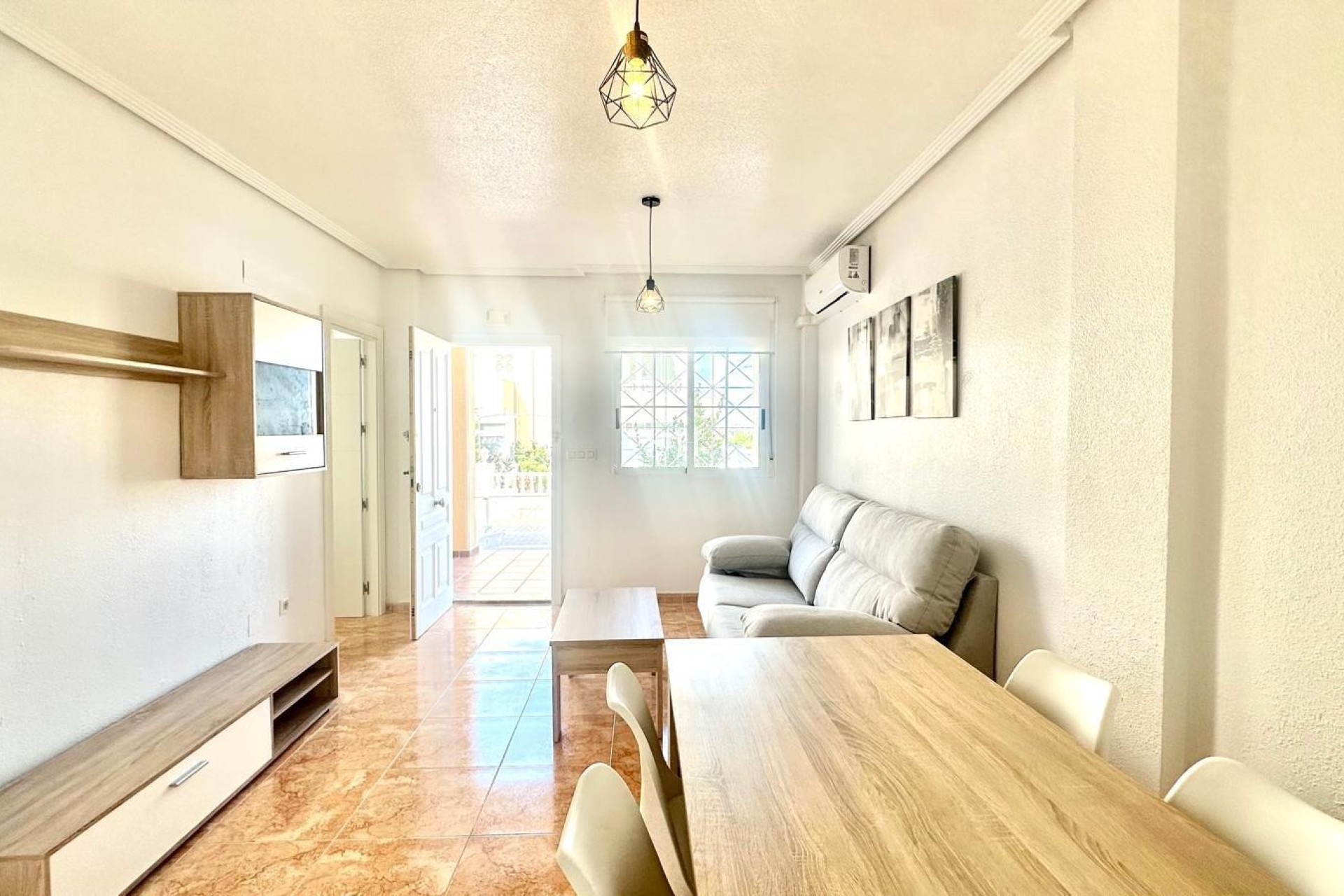 Wiederverkauf - Bungalow - Torrevieja - Playa de los Locos