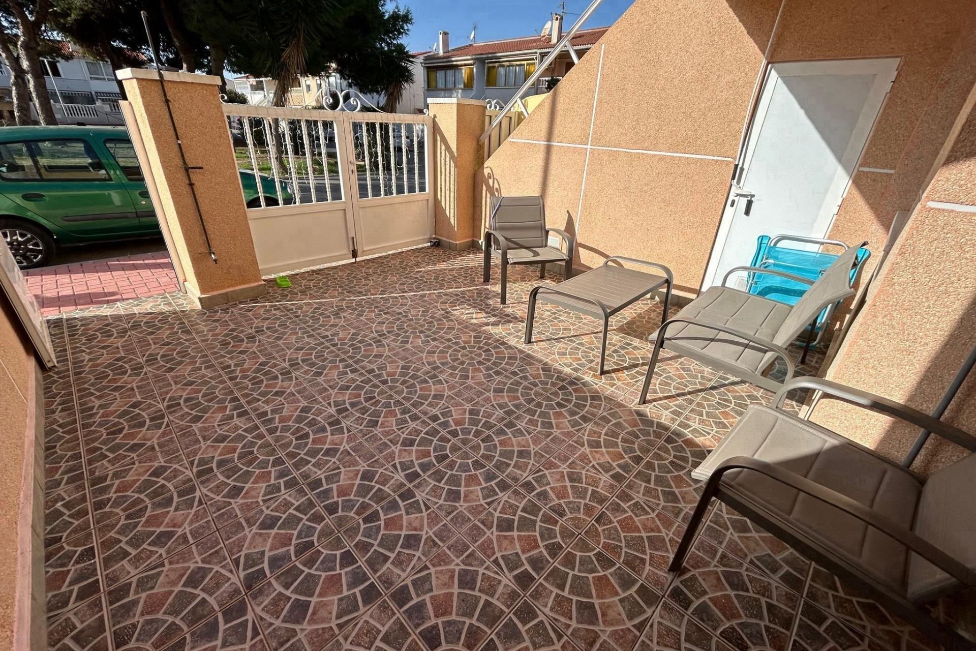 Wiederverkauf - Bungalow - Torrevieja - Playa De Los Naufragos