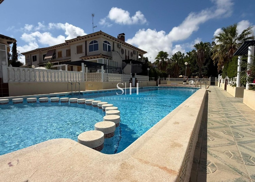 Wiederverkauf - Bungalow - Torrevieja - Punta prima