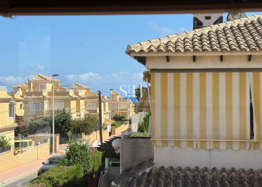 Wiederverkauf - Bungalow - Torrevieja - Punta prima