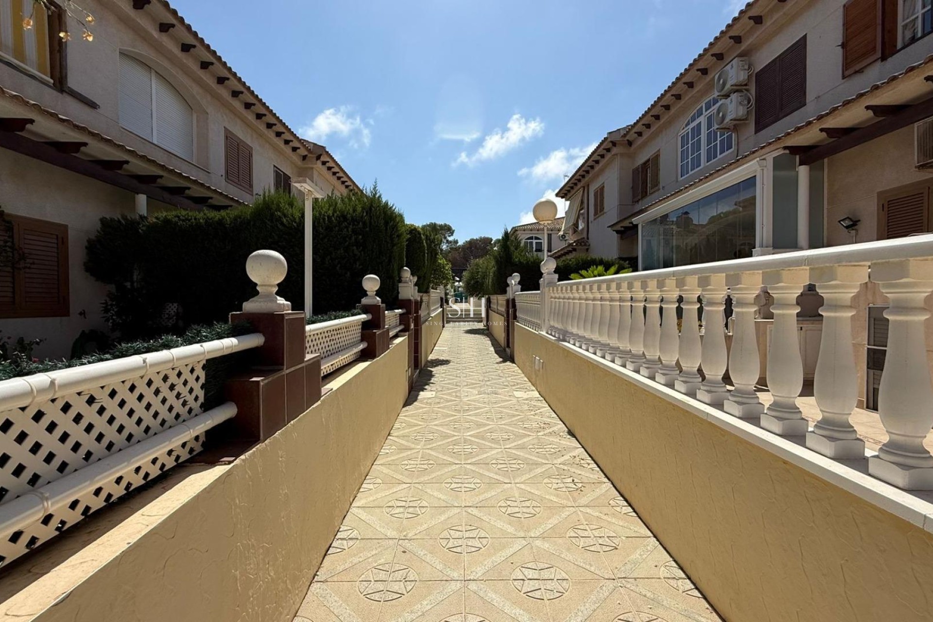Wiederverkauf - Bungalow - Torrevieja - Punta prima