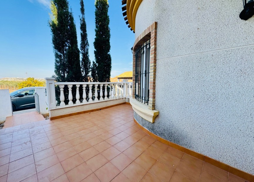 Wiederverkauf - Haus - Los Montesinos - La Herrada