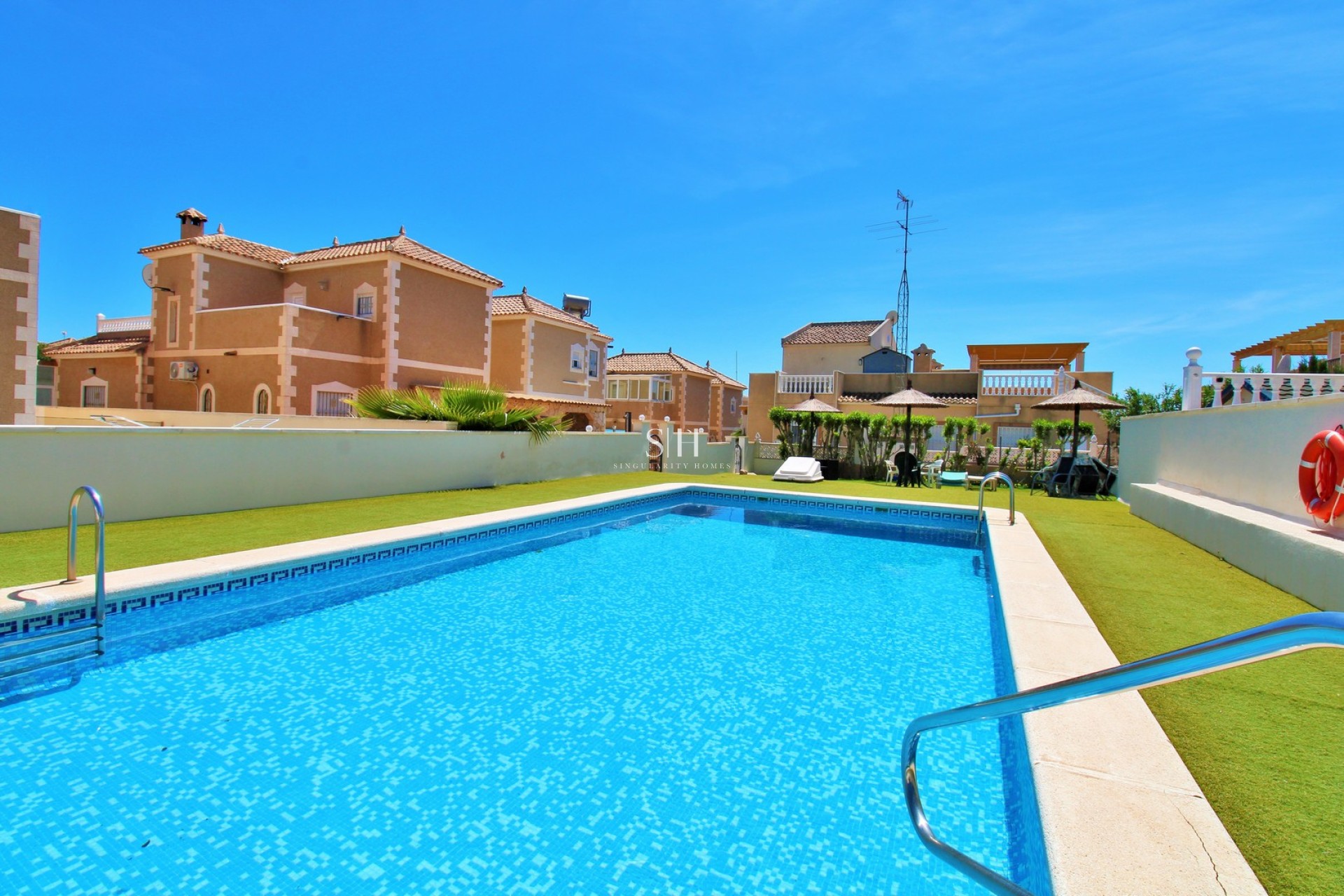Wiederverkauf - Haus - Orihuela Costa - Villamartin