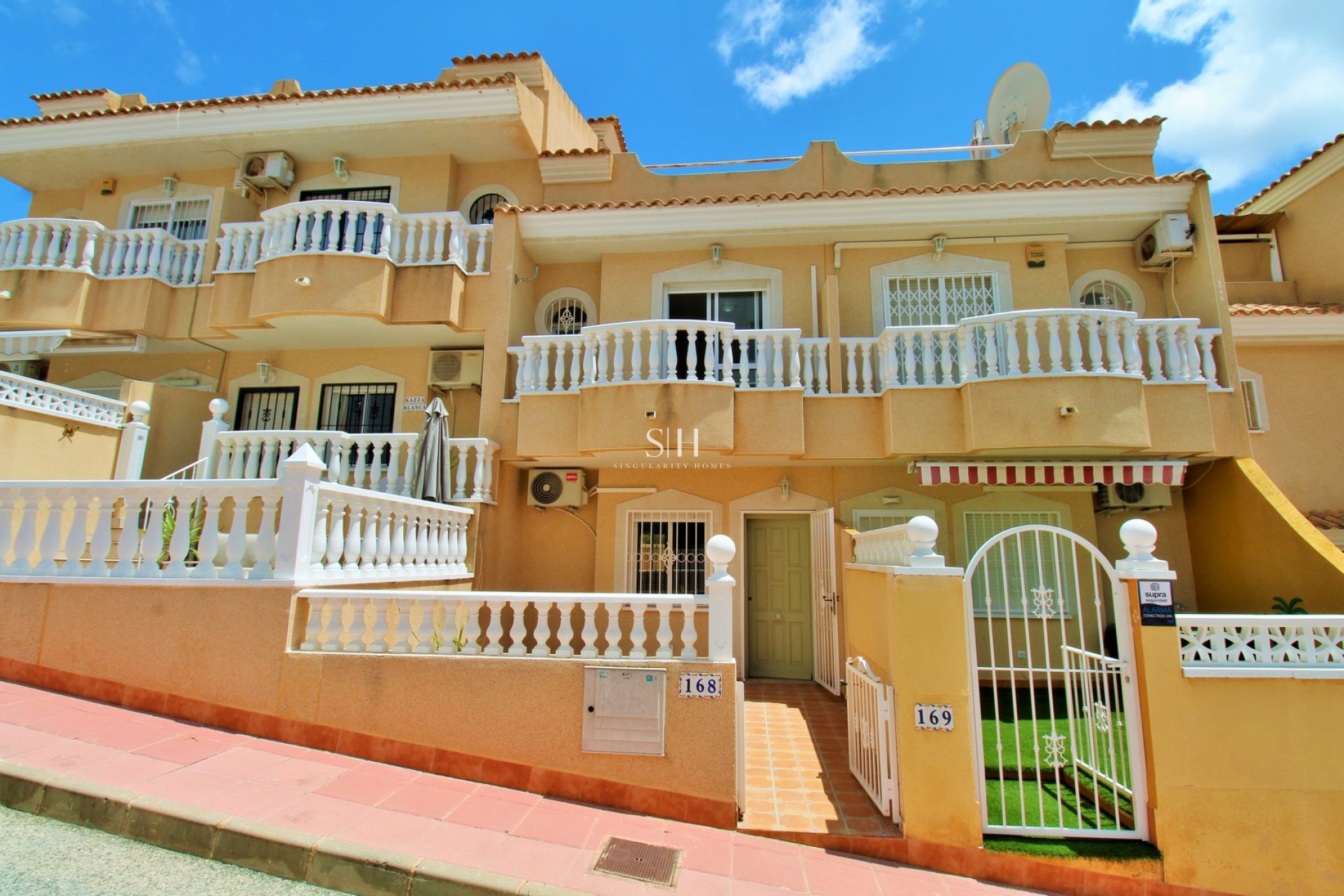 Wiederverkauf - Haus - Orihuela Costa - Villamartin