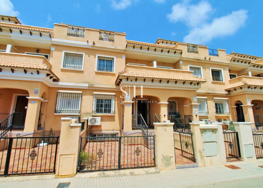Wiederverkauf - Haus - Orihuela Costa - Villamartin