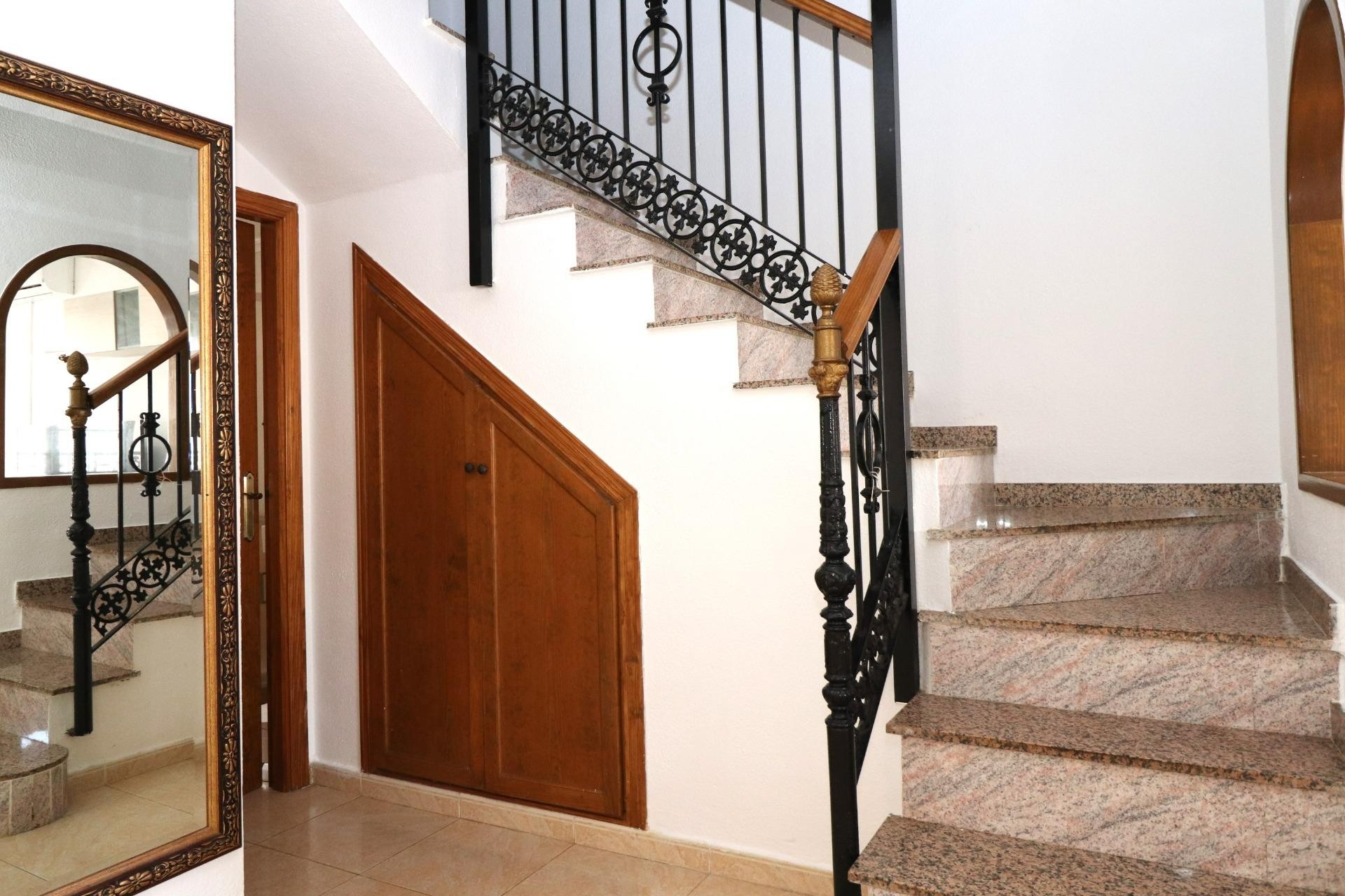 Wiederverkauf - Haus - Torrevieja - Aguas nuevas 1