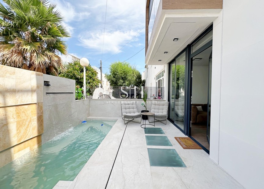 Wiederverkauf - Haus - Torrevieja - Calas Blanca
