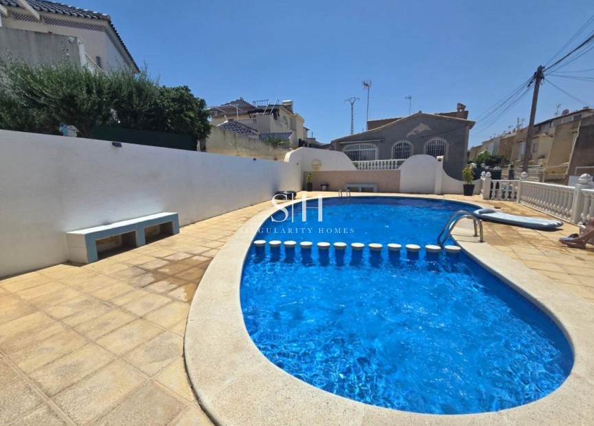 Wiederverkauf - Haus - Torrevieja - Los balcones