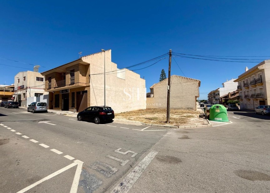Wiederverkauf - Plot - San Miguel de Salinas - CENTRO URBANO
