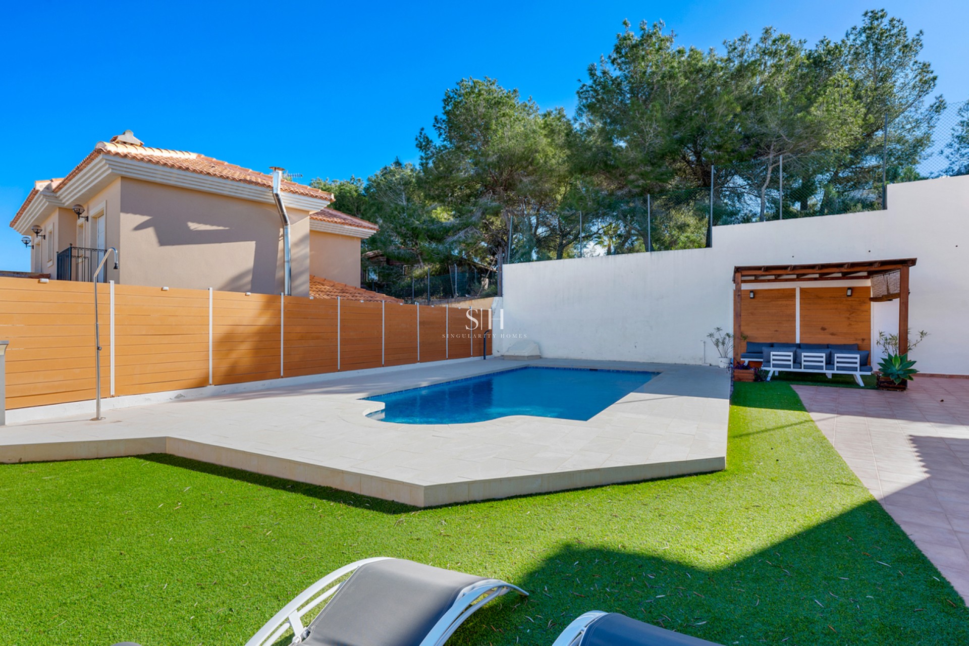 Wiederverkauf - Villa - Ciudad De Las Comunicaciones - Costa Blanca