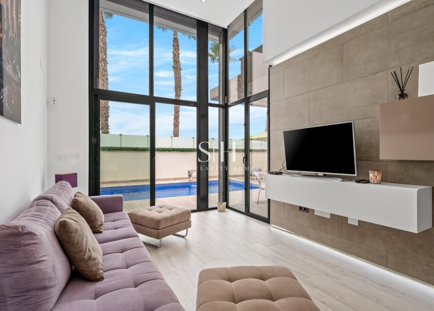 Wiederverkauf - Villa - Orihuela Costa - Cabo Roig