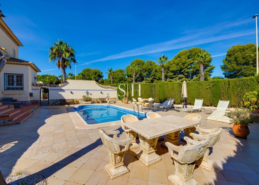 Wiederverkauf - Villa - Orihuela Costa - Costa Blanca