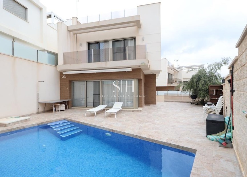 Wiederverkauf - Villa - Orihuela Costa - Costa Blanca