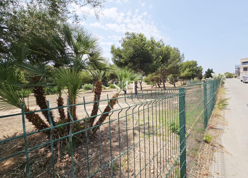 Wiederverkauf - Villa - Orihuela Costa - La Regia