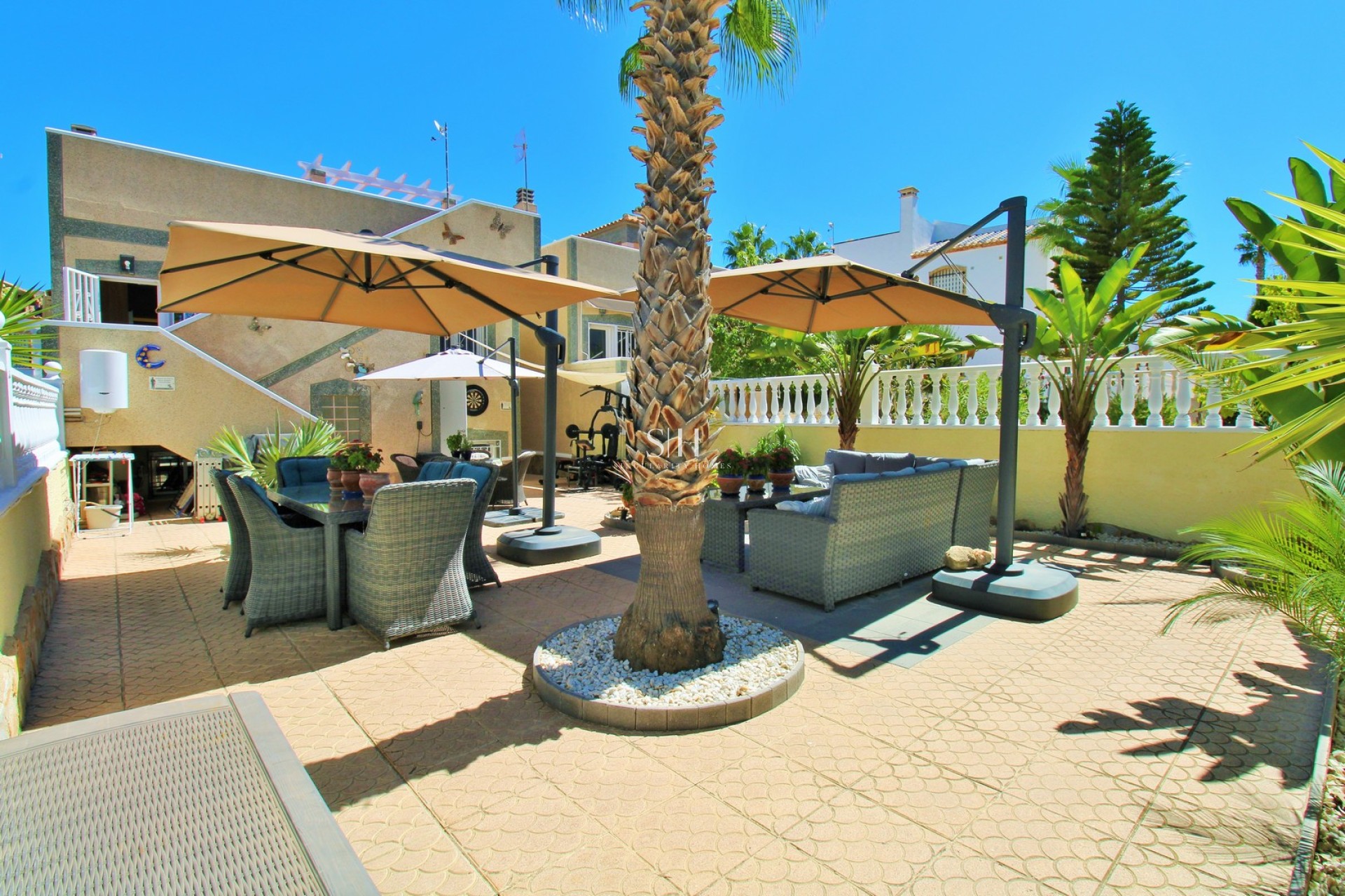 Wiederverkauf - Villa - Orihuela Costa - Las Violetas