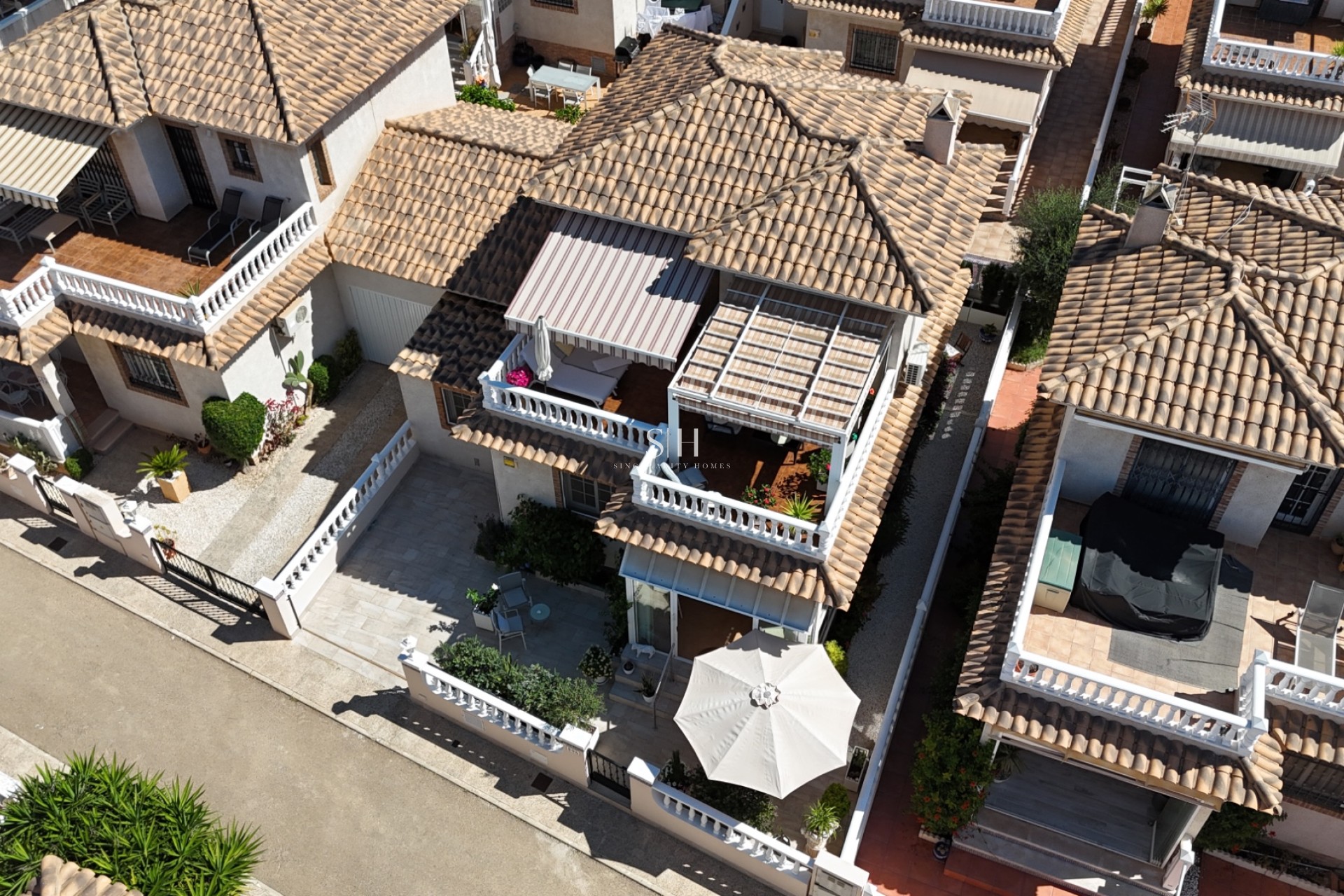 Wiederverkauf - Villa - Orihuela Costa - Los Dolses