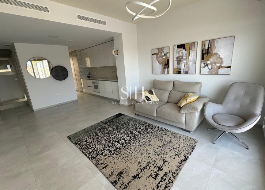 Wiederverkauf - Villa - Orihuela Costa - PAU 26