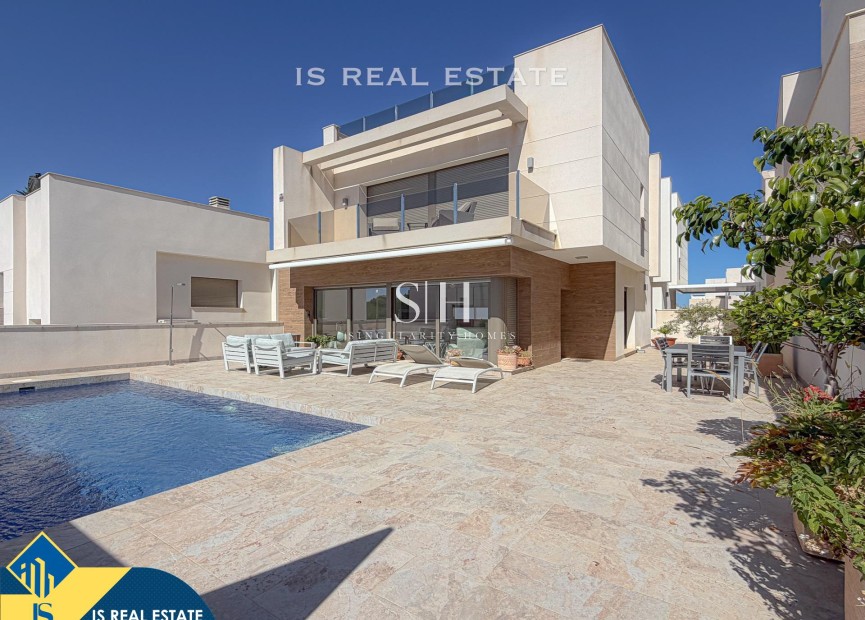 Wiederverkauf - Villa - Orihuela Costa - PAU 26