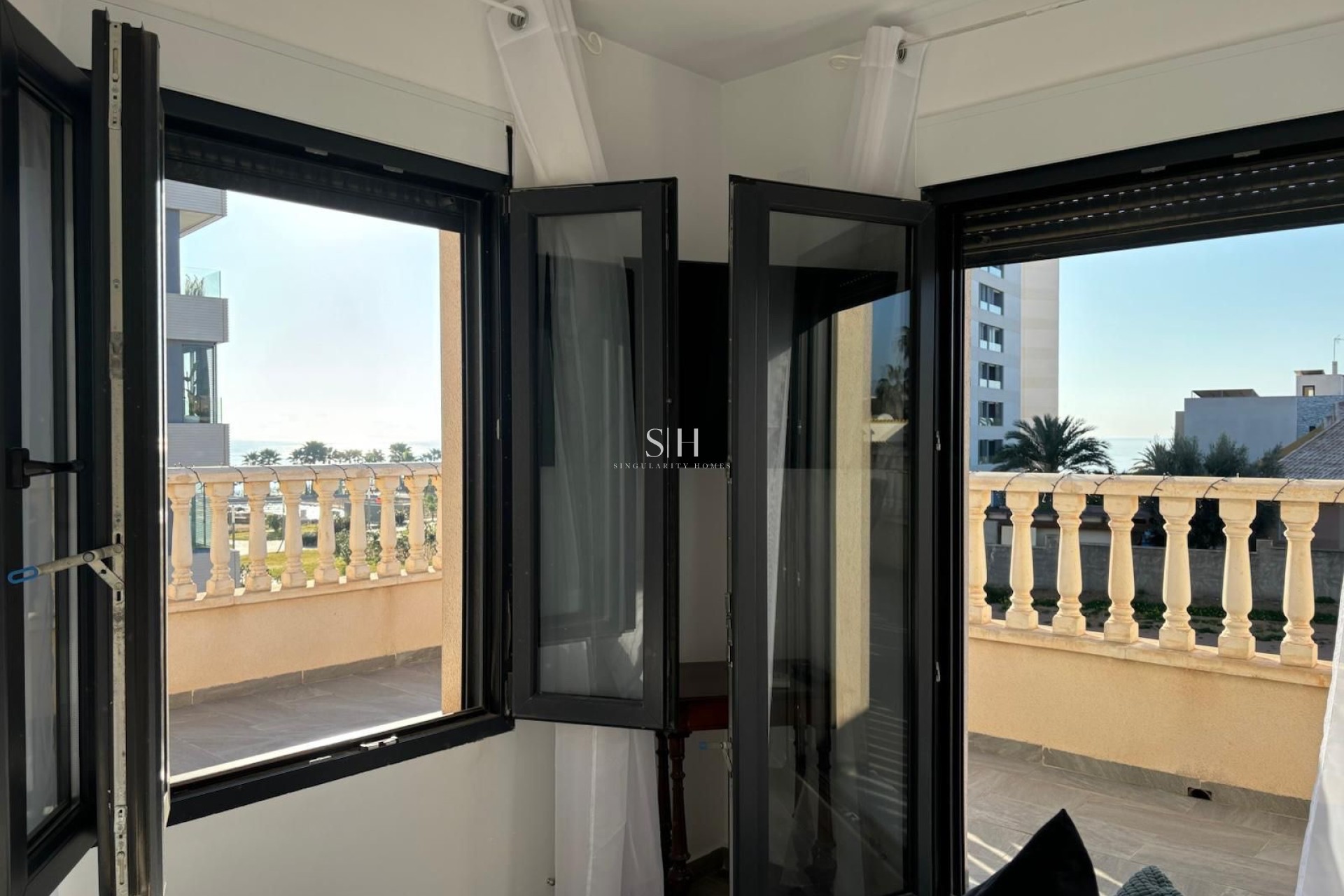 Wiederverkauf - Villa - Orihuela Costa - Punta Prima