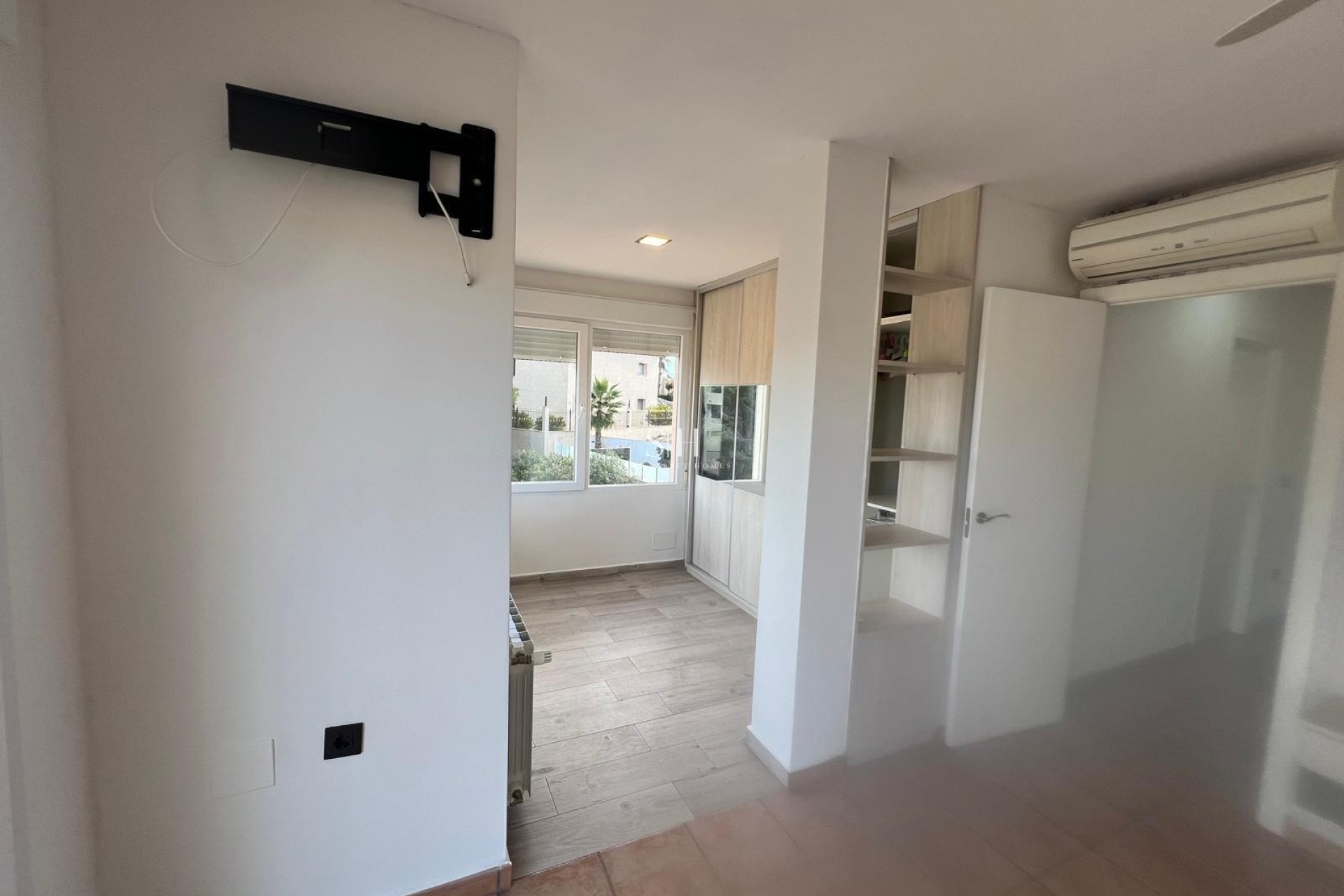 Wiederverkauf - Villa - Orihuela Costa - Villamartín-las Filipinas