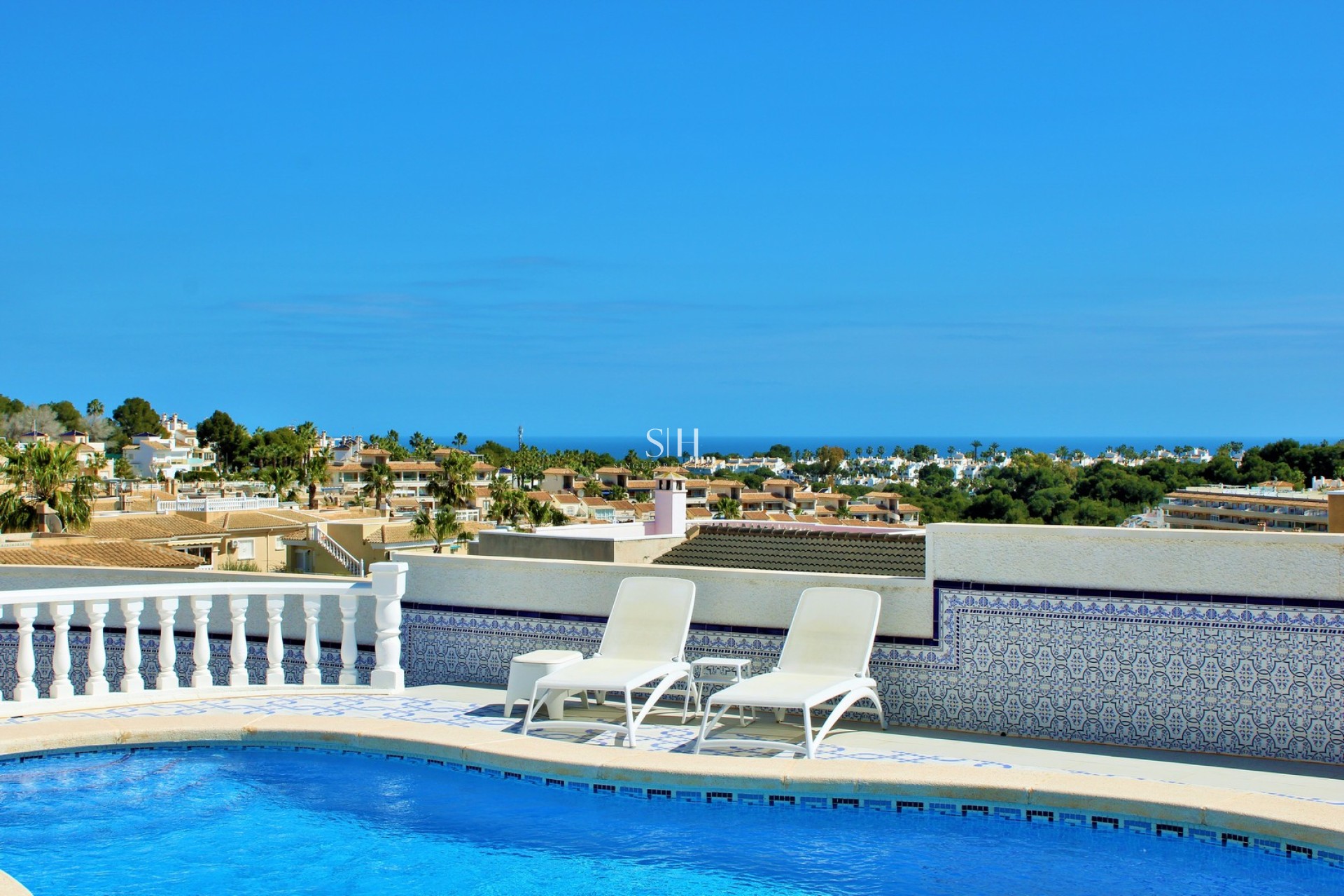 Wiederverkauf - Villa - Orihuela Costa - Villamartin