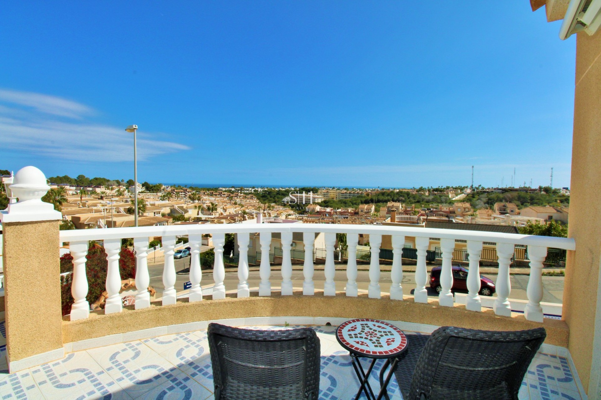 Wiederverkauf - Villa - Orihuela Costa - Villamartin