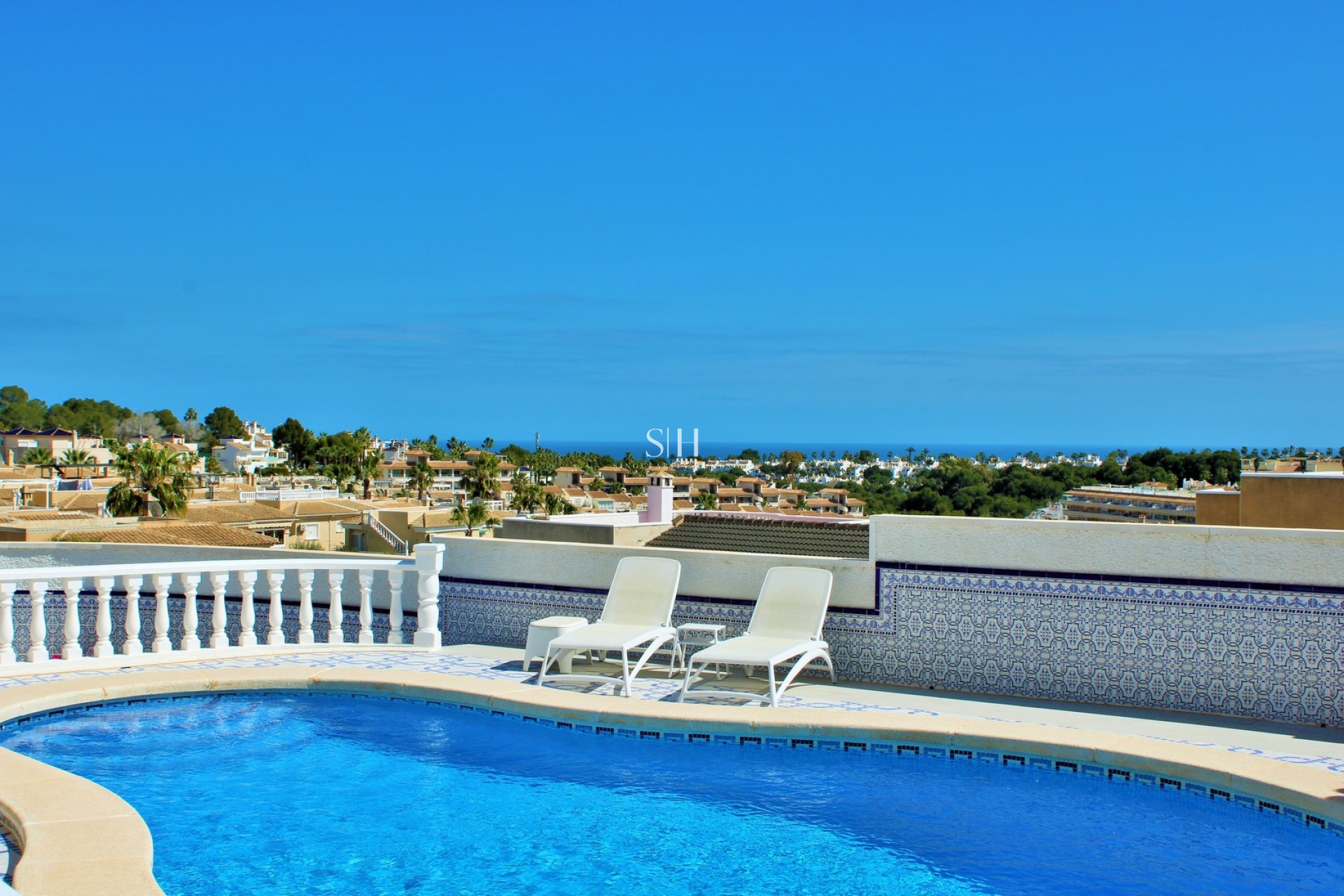 Wiederverkauf - Villa - Orihuela Costa - Villamartin