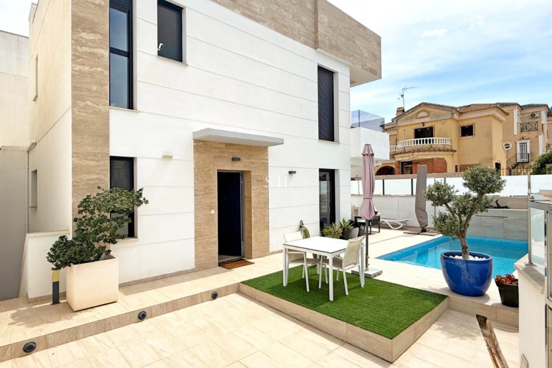 Wiederverkauf - Villa - Orihuela Costa - Villamartín