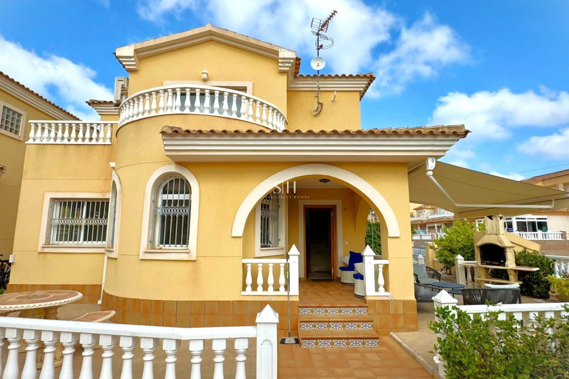 Wiederverkauf - Villa - Orihuela Costa - Villamartín