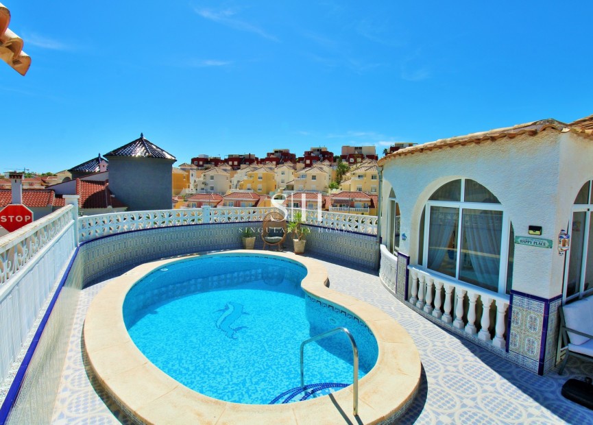 Wiederverkauf - Villa - Orihuela Costa - Villamartin