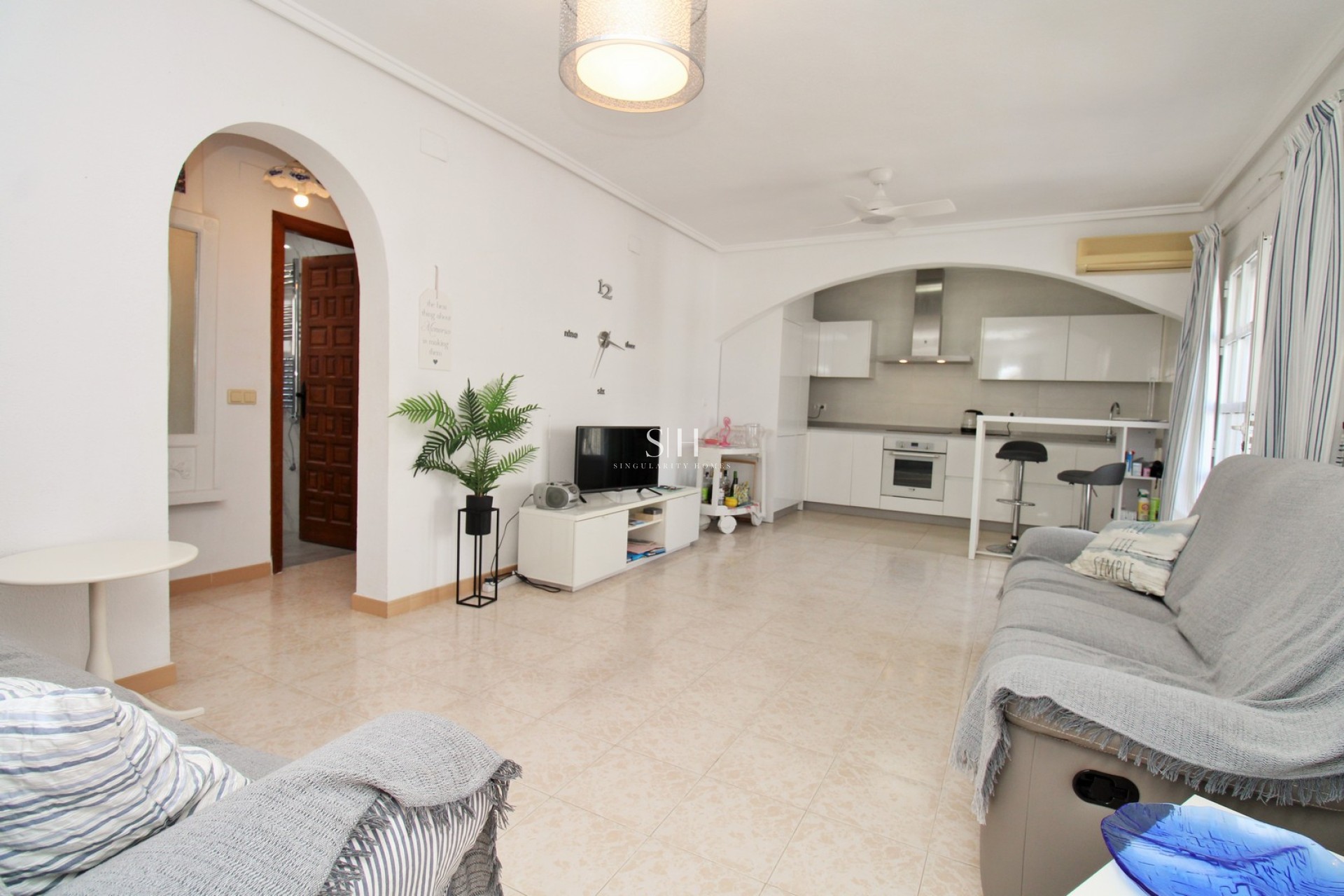 Wiederverkauf - Villa - Orihuela Costa - Villamartin