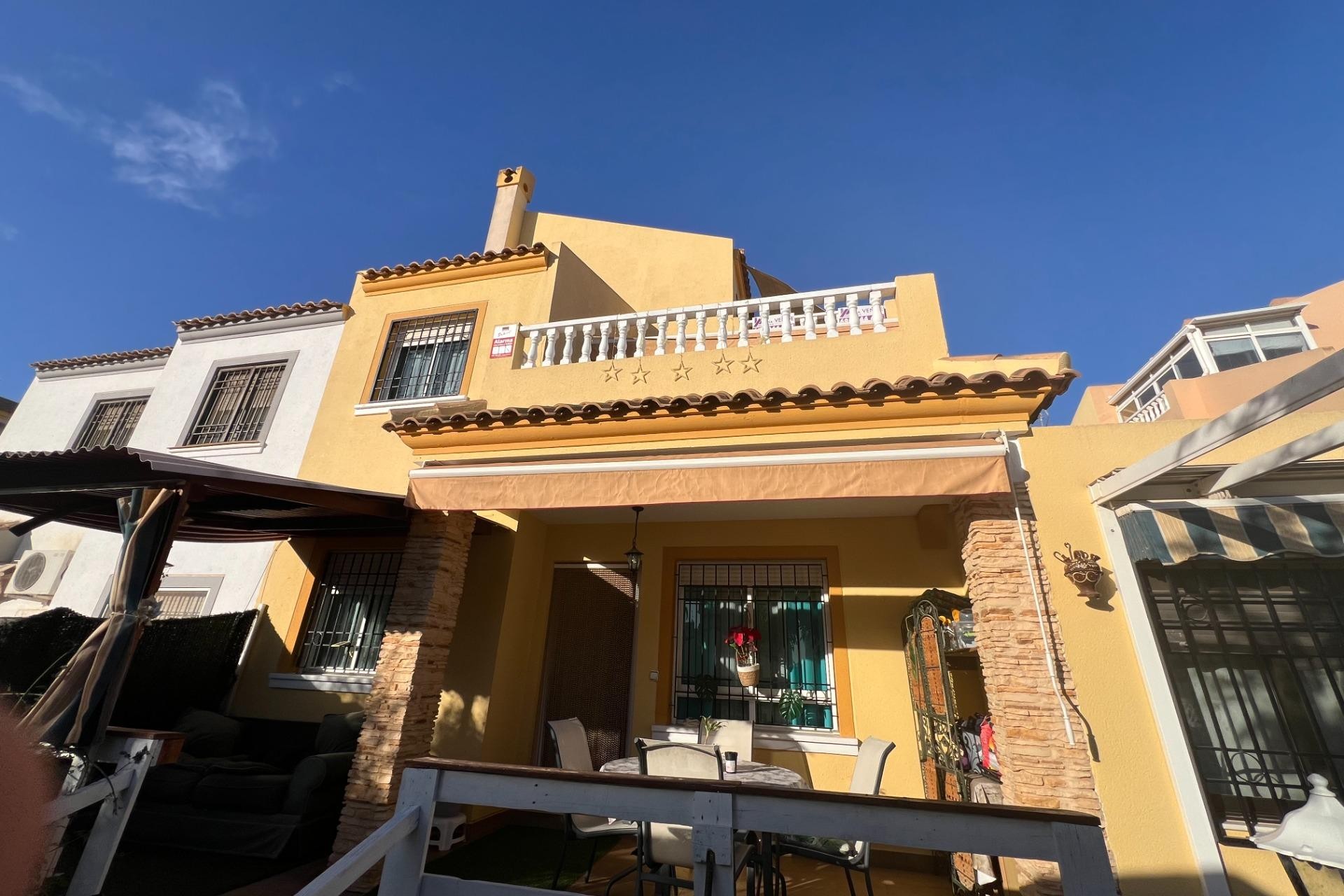 Wiederverkauf - Villa - Torrevieja - aguas nuevas